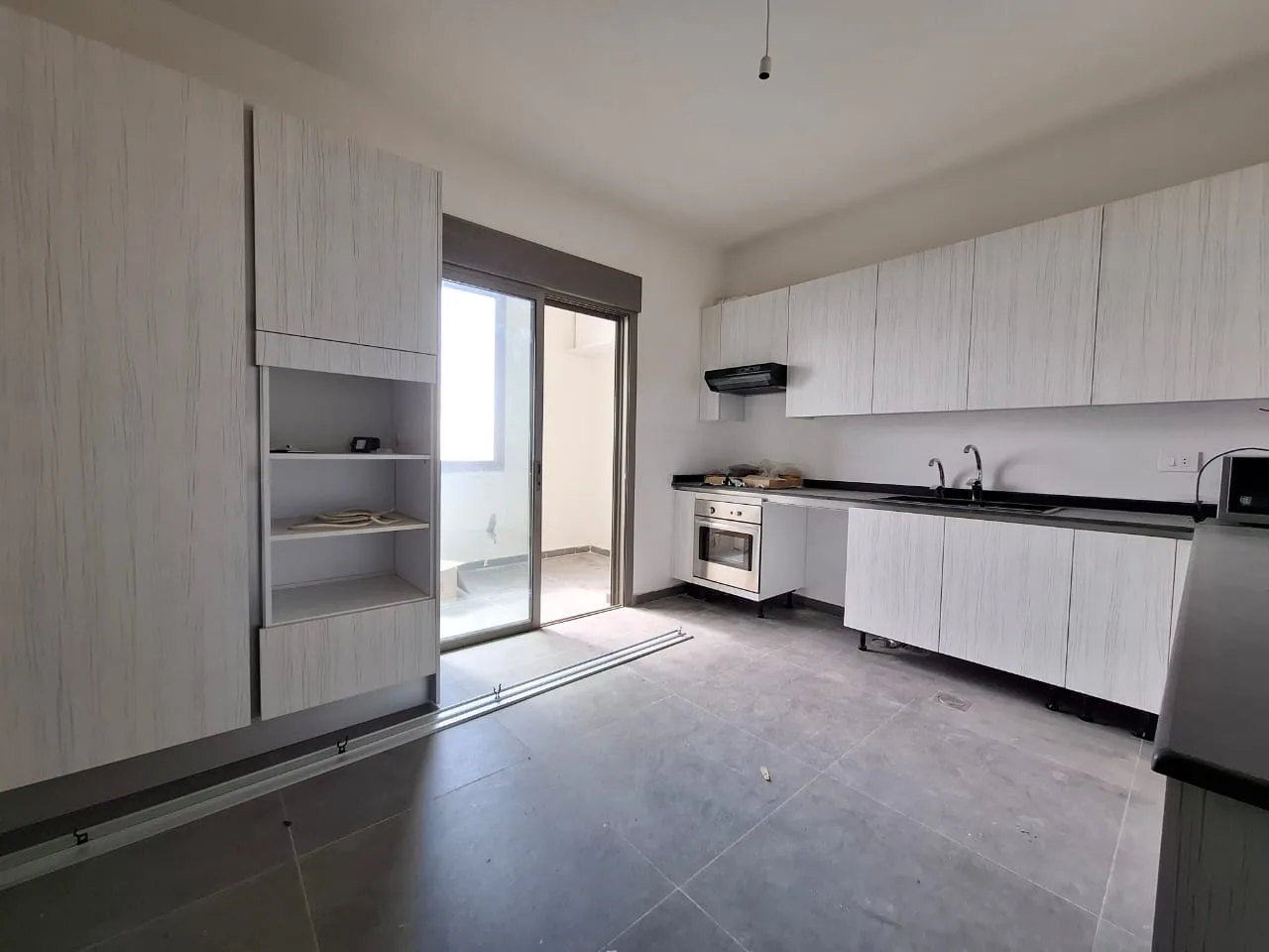 Apartment for Sale in Ajaltoun — الصورة 4