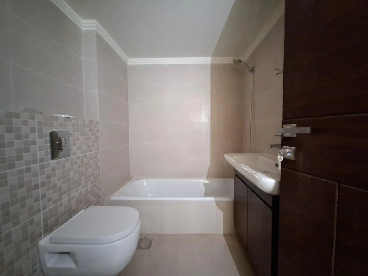 Apartment for Sale in Ajaltoun — الصورة 9