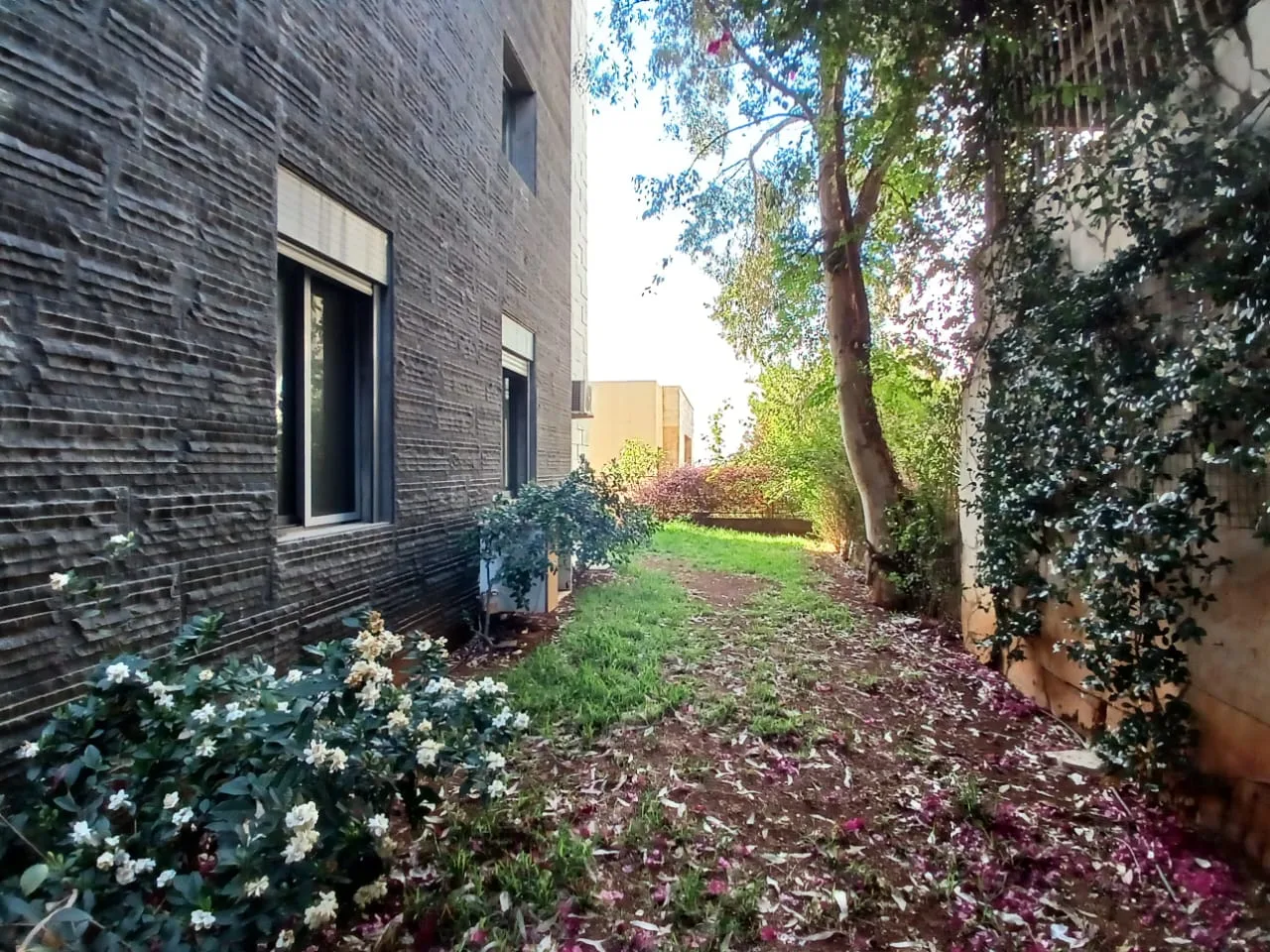 Apartment for Sale in Bsalim — الصورة 10