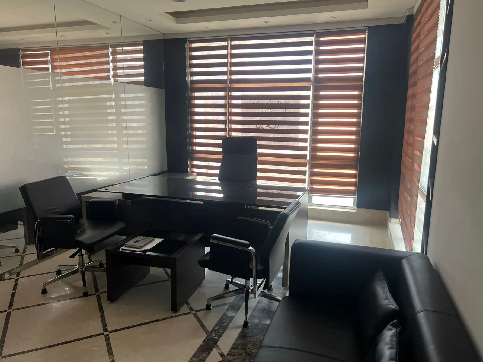 Office for rent in Baabda, Lebanon — الصورة 4