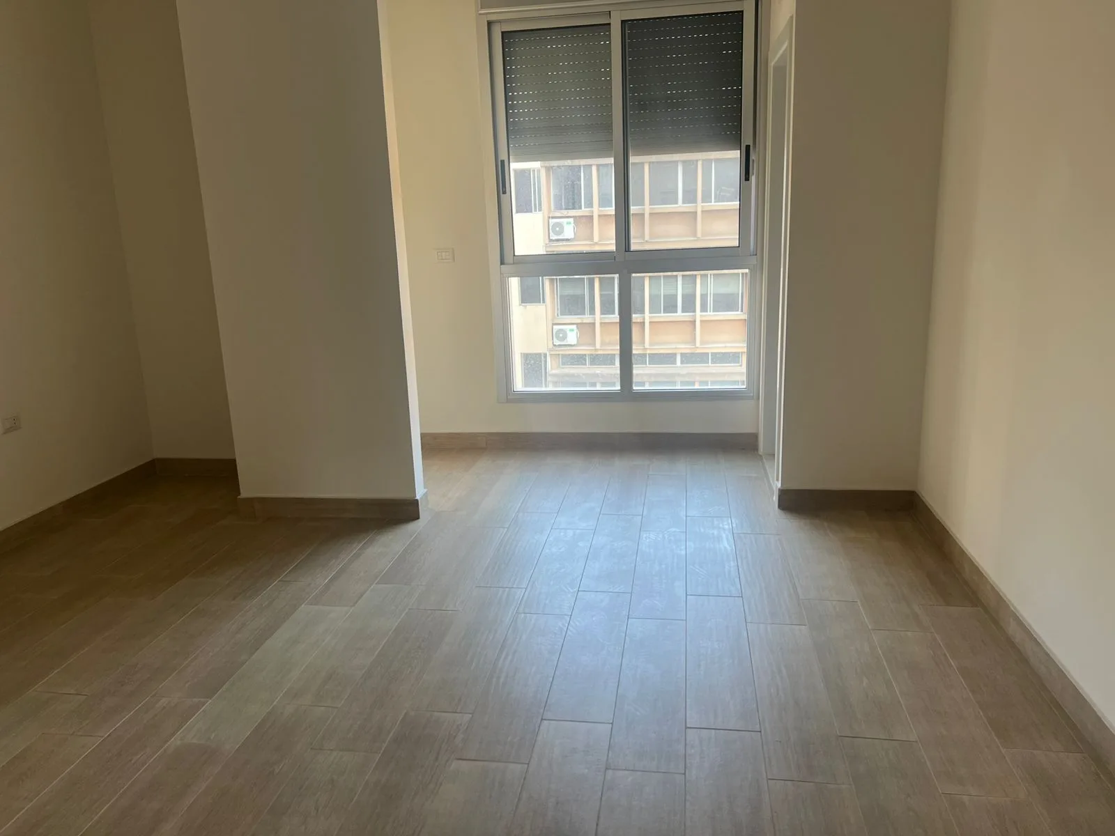 Apartment for Sale in Ain el remmeneh, baabda — الصورة 8