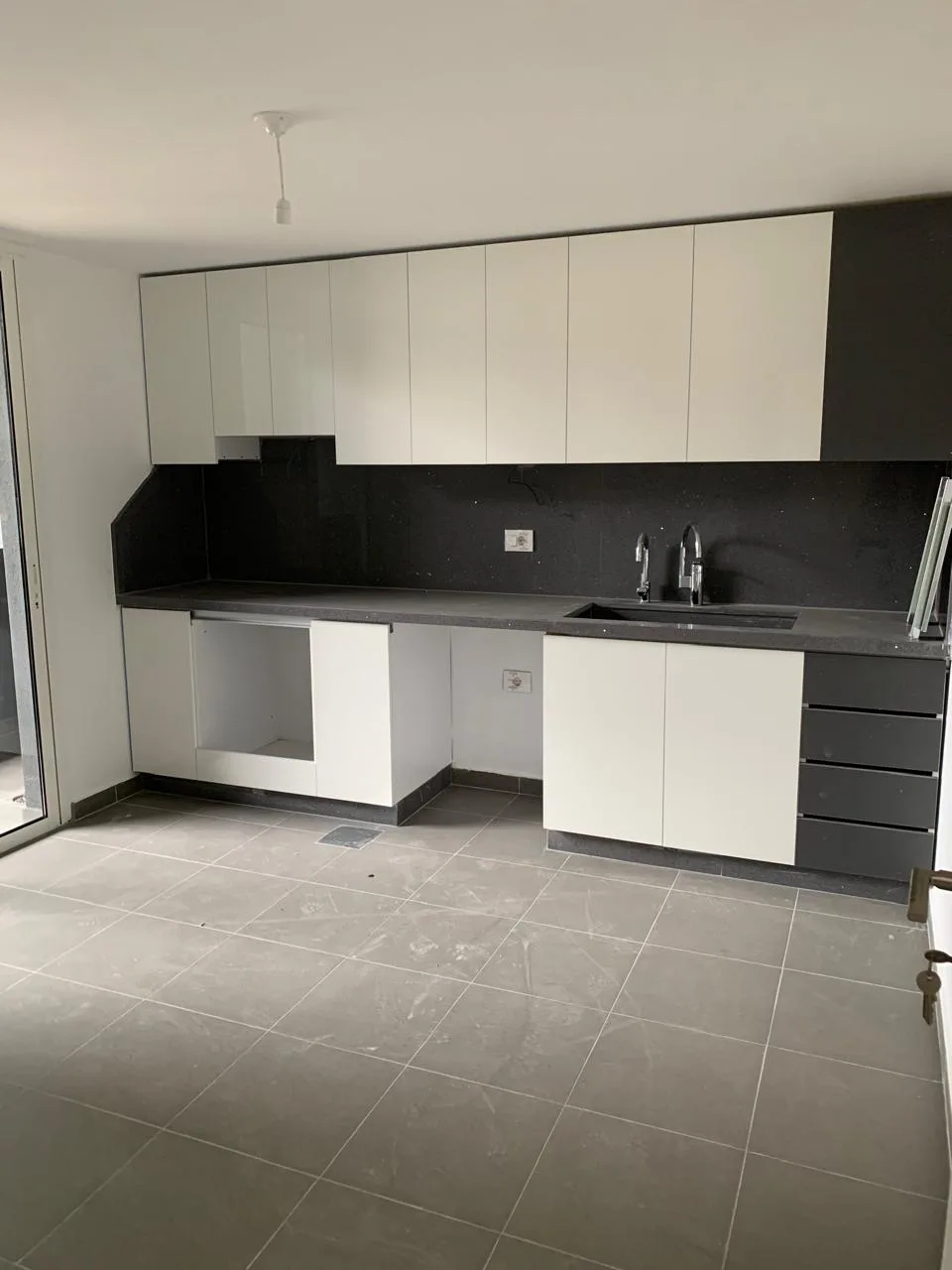 Apartment for Sale in Edde — الصورة 4