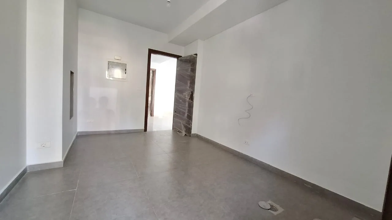Apartment for Sale in Sehayleh — الصورة 3