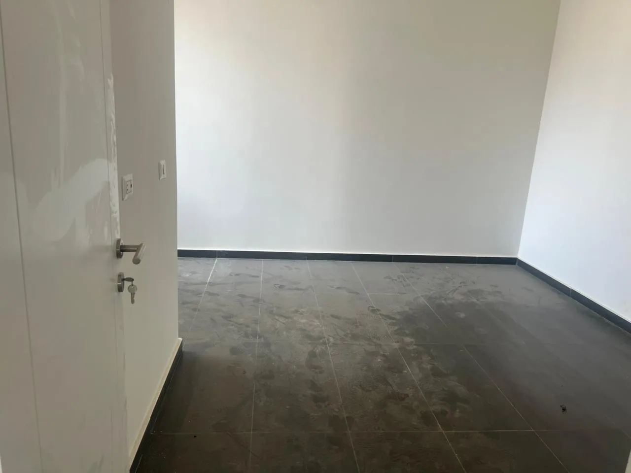 Apartment for Sale in Ain el remmeneh, baabda — الصورة 10