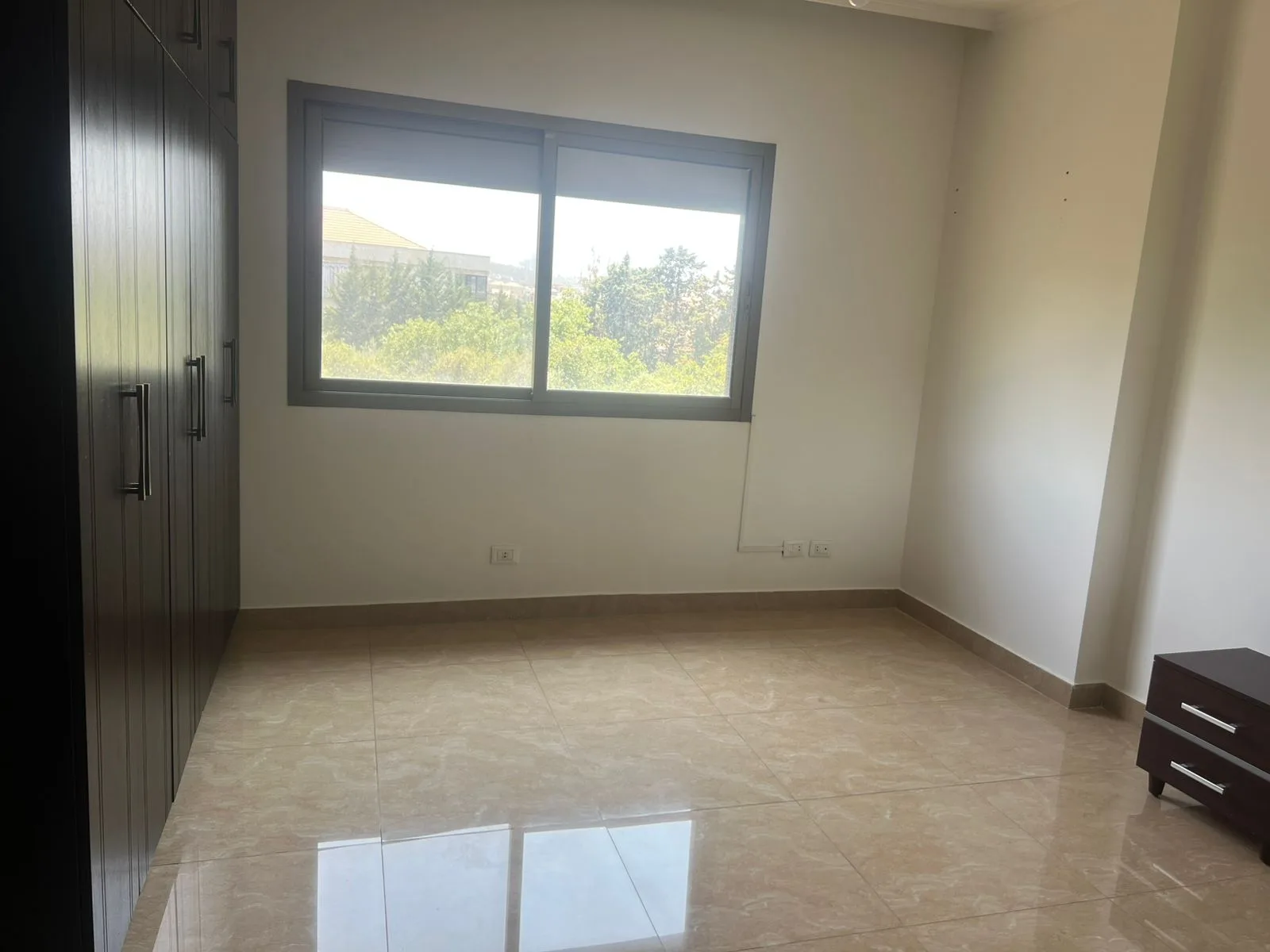 Apartment for Sale in Bchamoun, Lebanon — الصورة 6