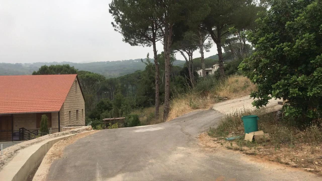 Land for Sale in Ras El Matn — الصورة 2