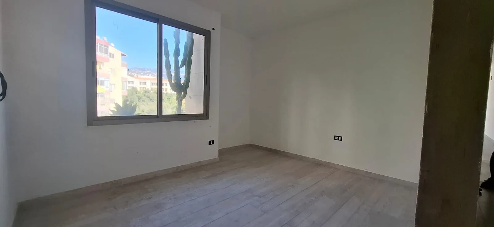 Apartment for Sale in Jeita, Lebanon — الصورة 5