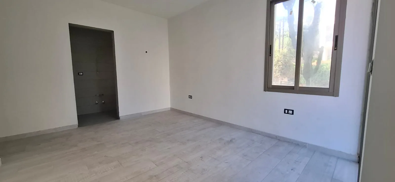 Apartment for Sale in Jeita, Lebanon — الصورة 6