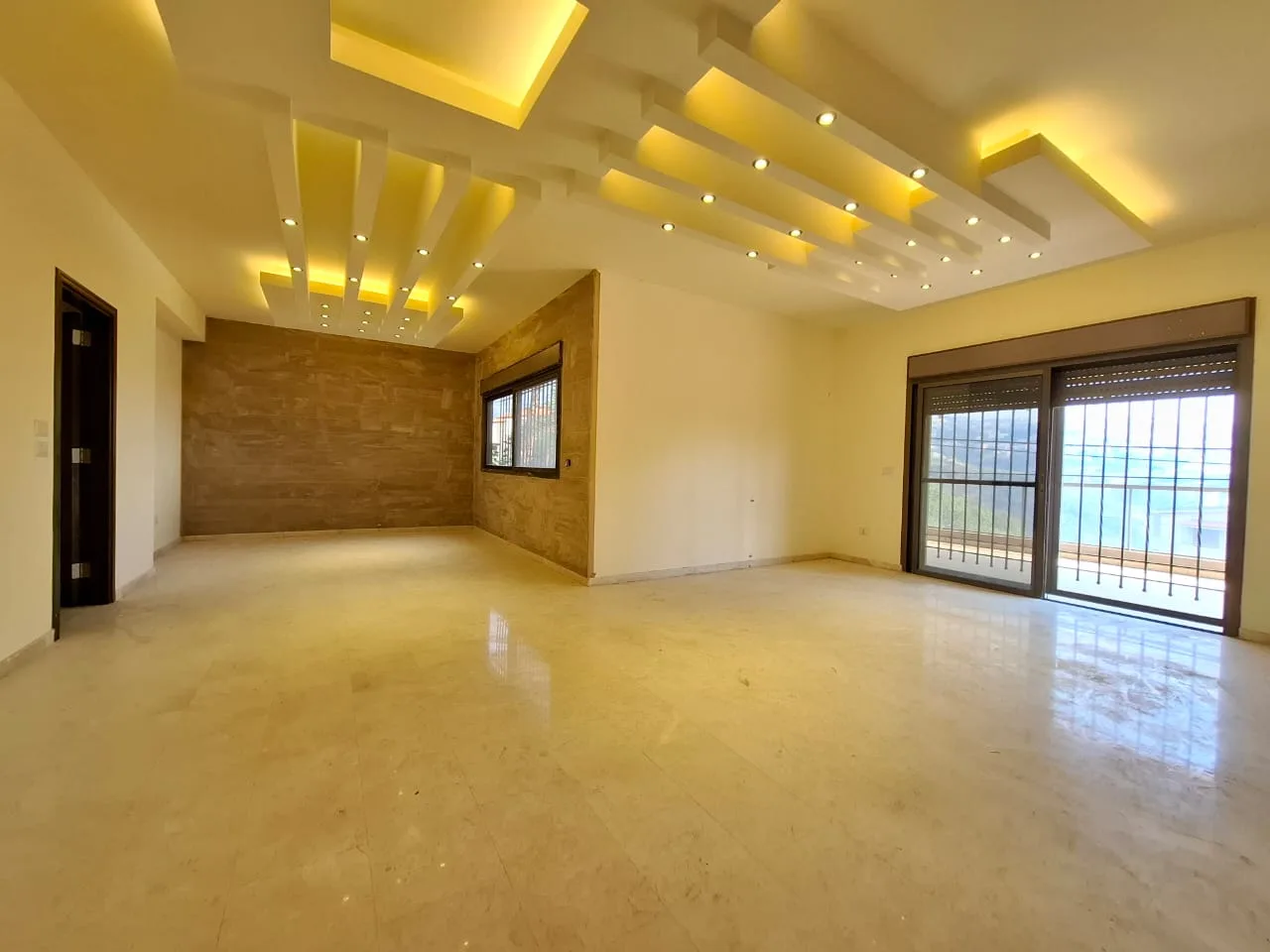 Apartment for Sale in Jeita, Lebanon — الصورة 3