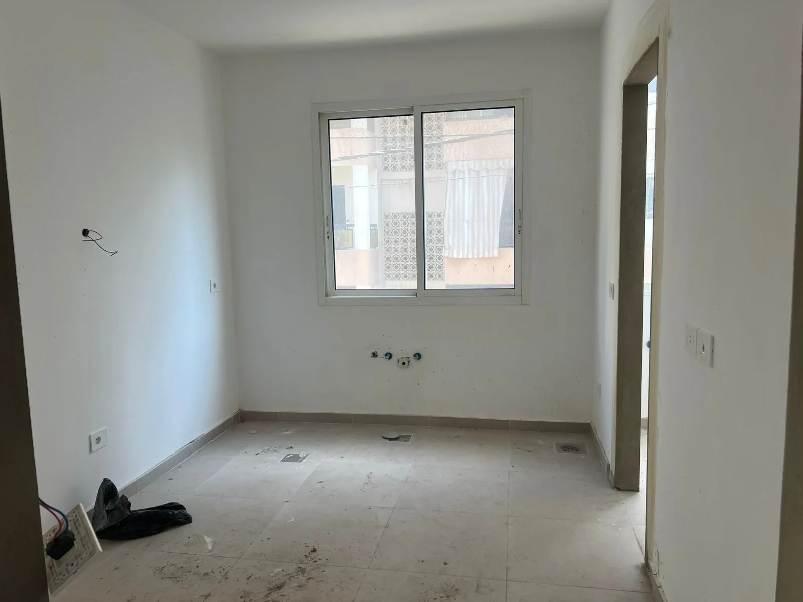 Apartment for Sale in Hadath, Lebanon — الصورة 6