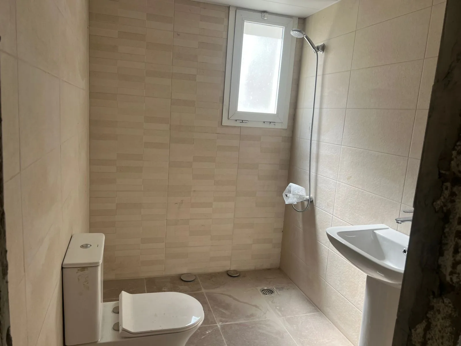 Apartment for Sale in Hadath, Lebanon — الصورة 8