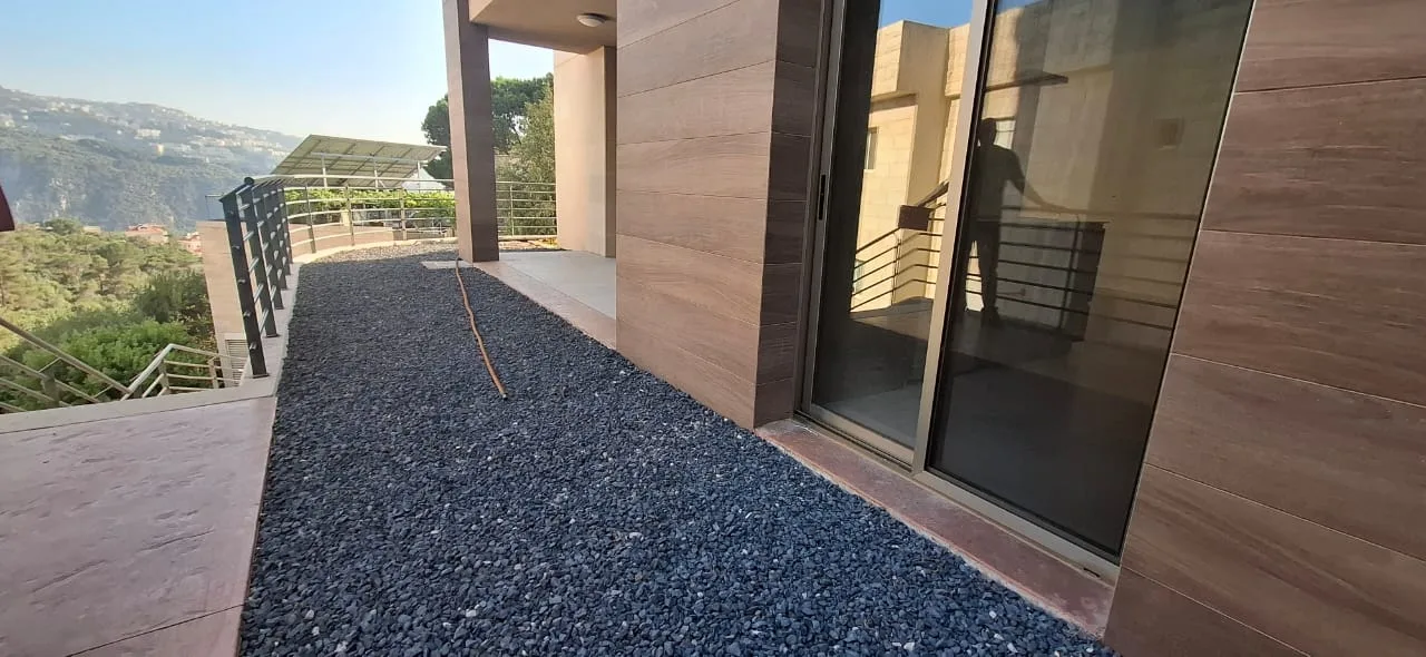 Apartment for Sale in Jeita, Lebanon — الصورة 3