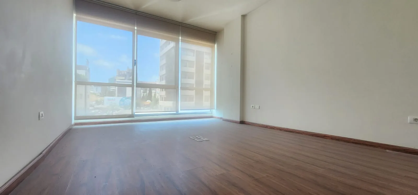 Office for rent in Sin El Fil — الصورة 3