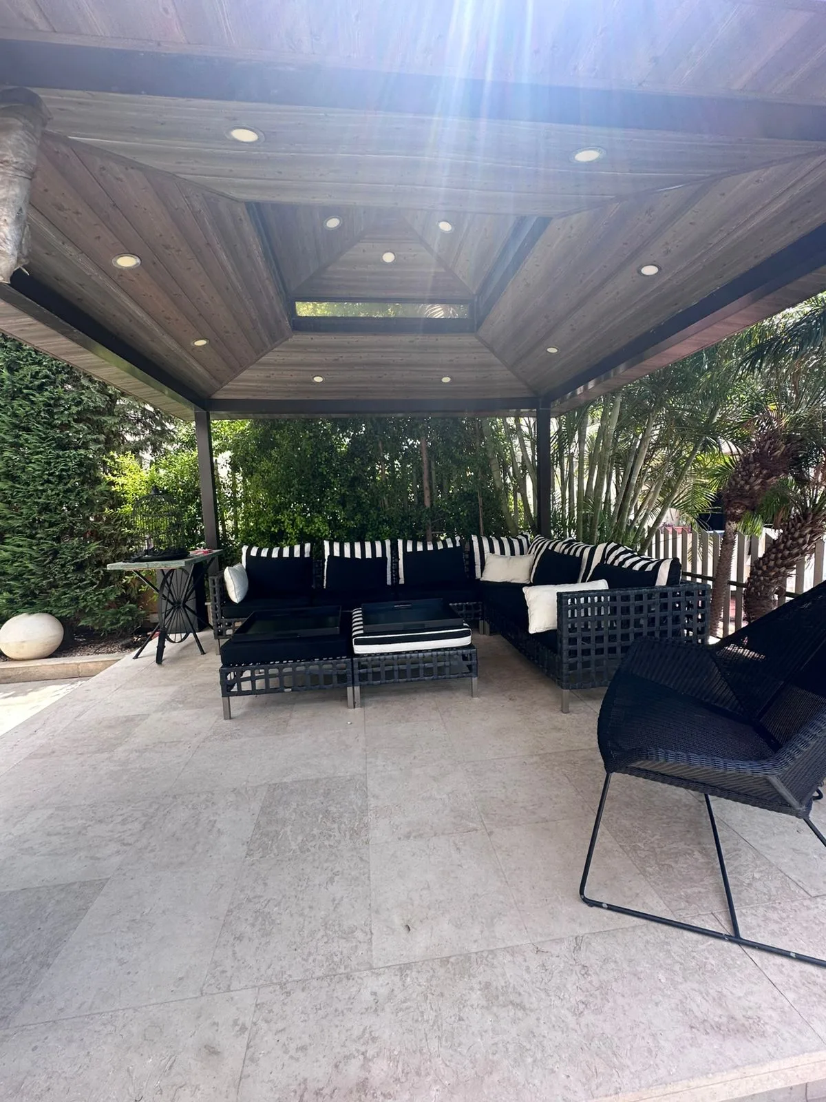 Apartment for Sale in Aaoukar, Lebanon — الصورة 5