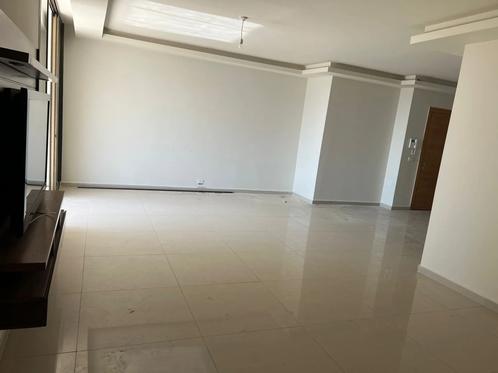 Apartment for Sale in Mansourieh, Lebanon — الصورة 4