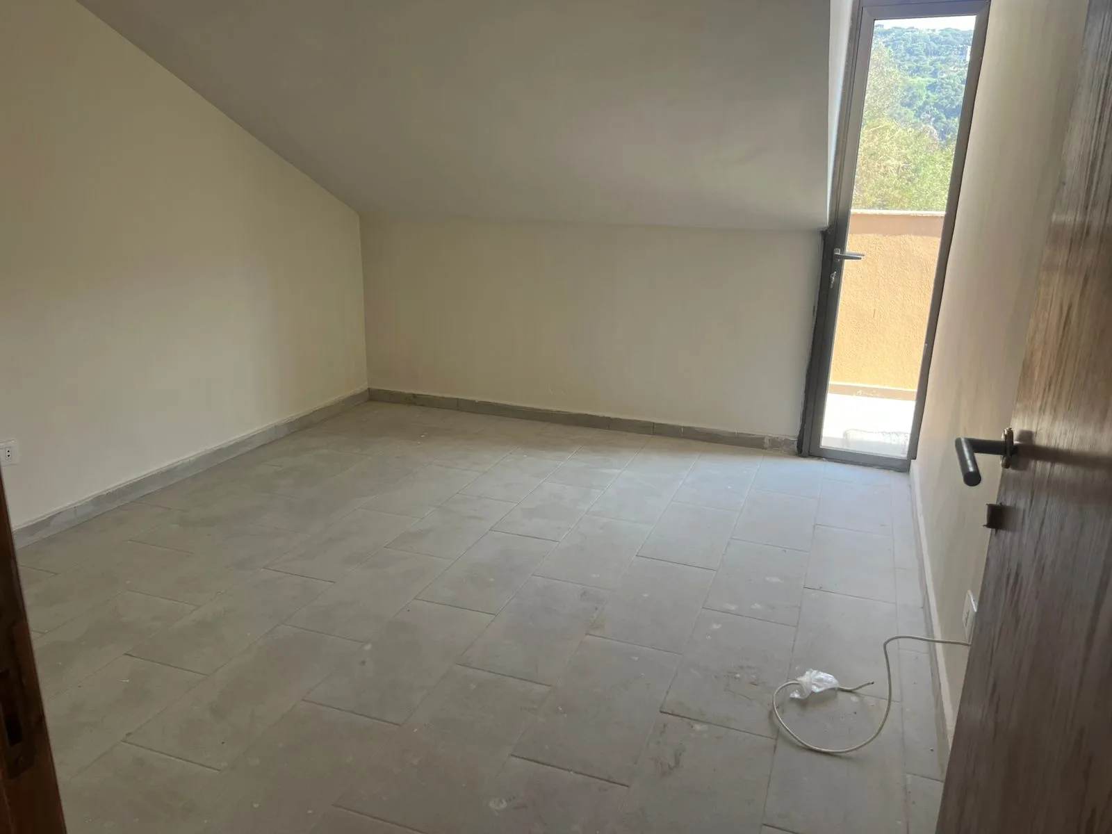 Apartment for Sale in Mansourieh, Lebanon — photo 4