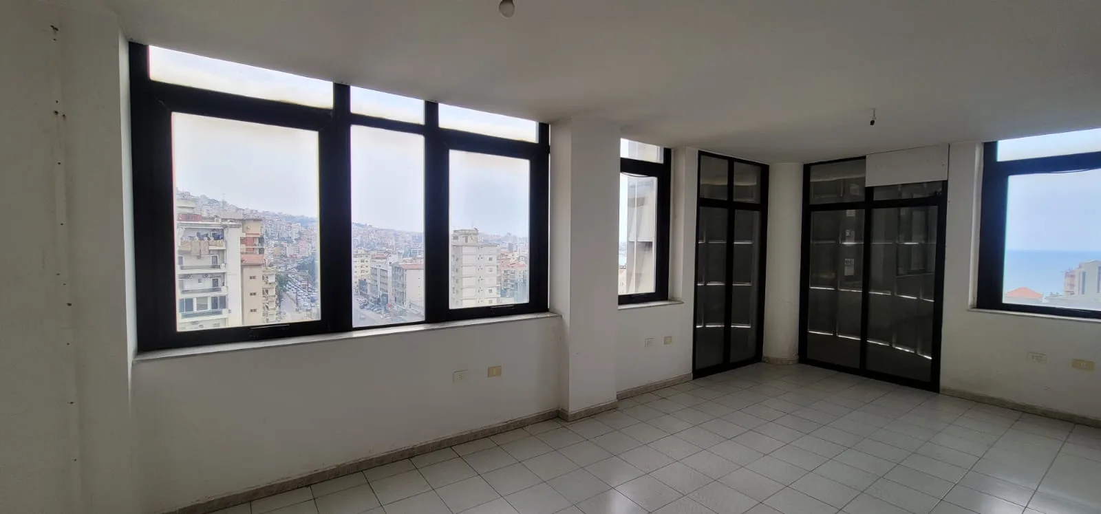 Office for sale in Jounieh — الصورة 2