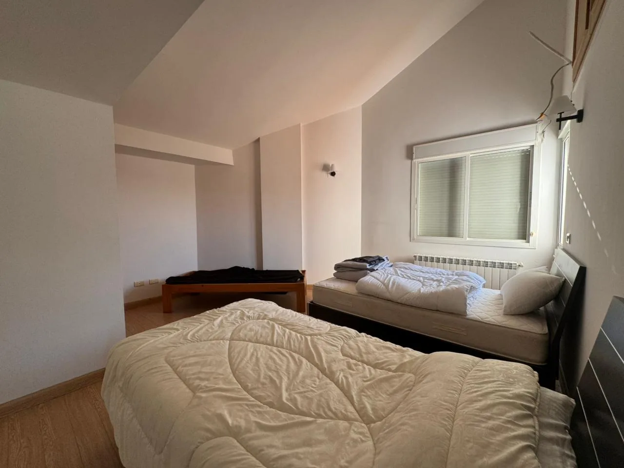 Apartment for Rent in Broummana, Lebanon — الصورة 8