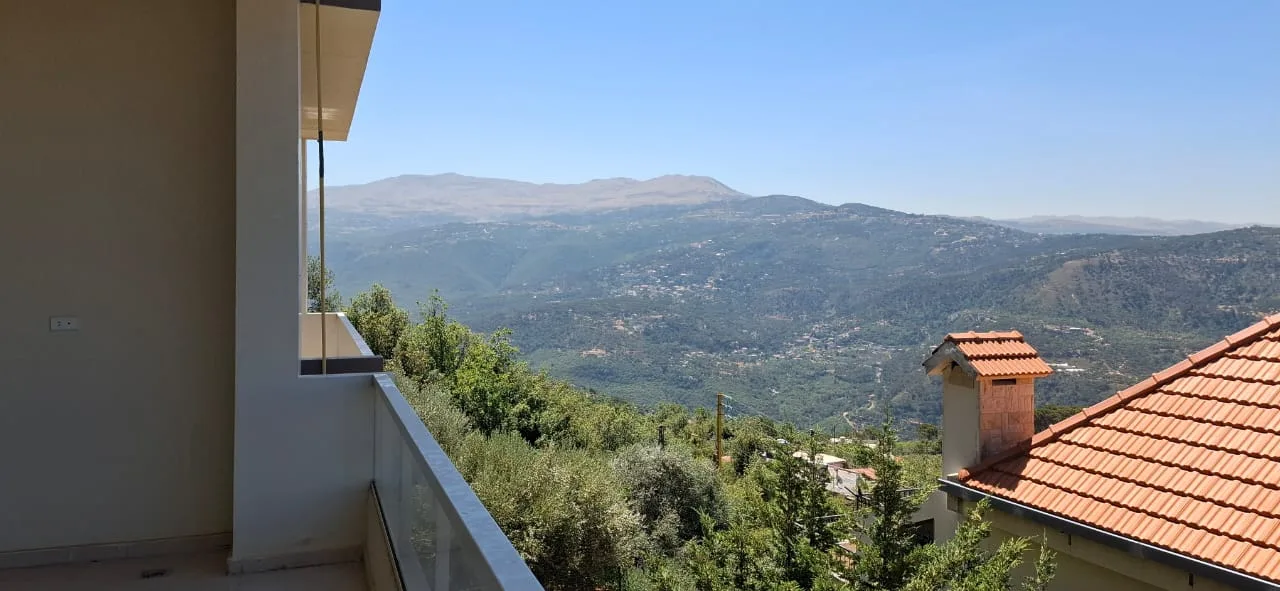 Apartment for Sale in Daoura, Lebanon — الصورة 6