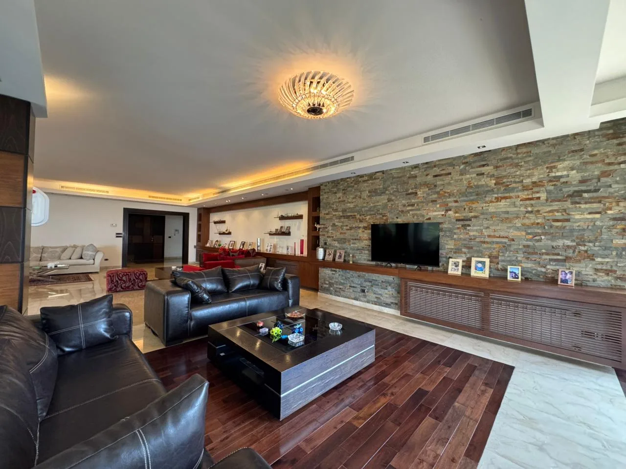 Apartment for Rent in Montiverdi, Lebanon — الصورة 2