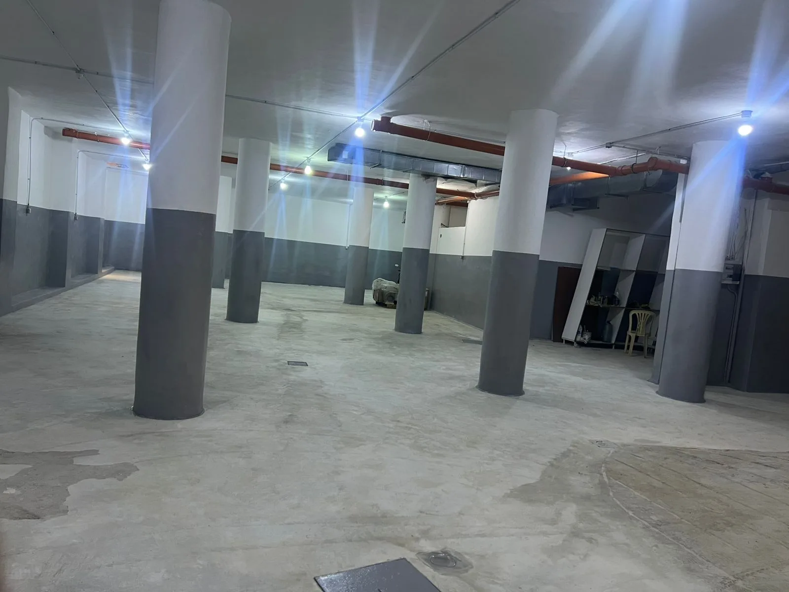 Warehouse for Sale in Ain el remmeneh