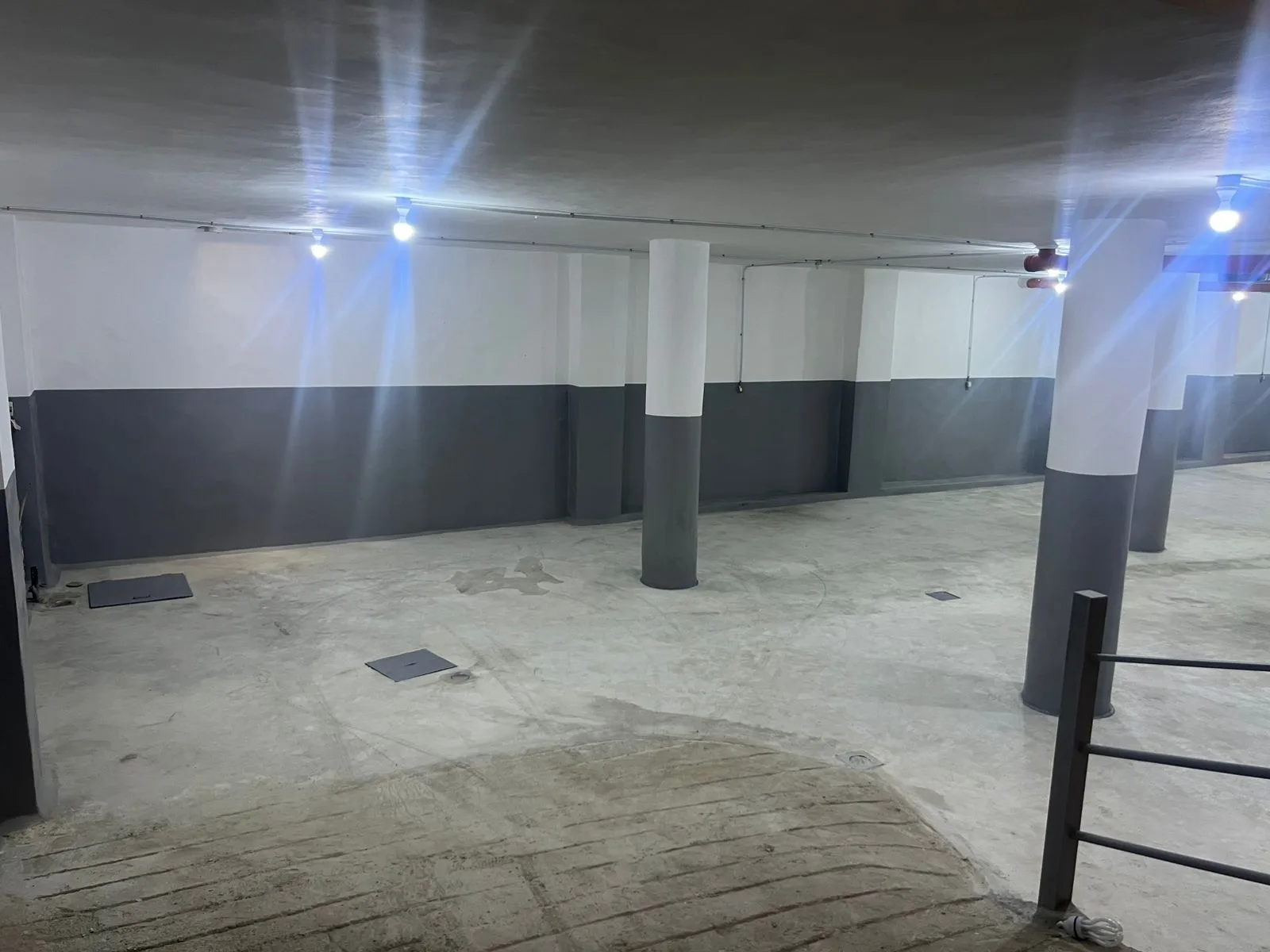 Warehouse for Sale in Ain el remmeneh — الصورة 2