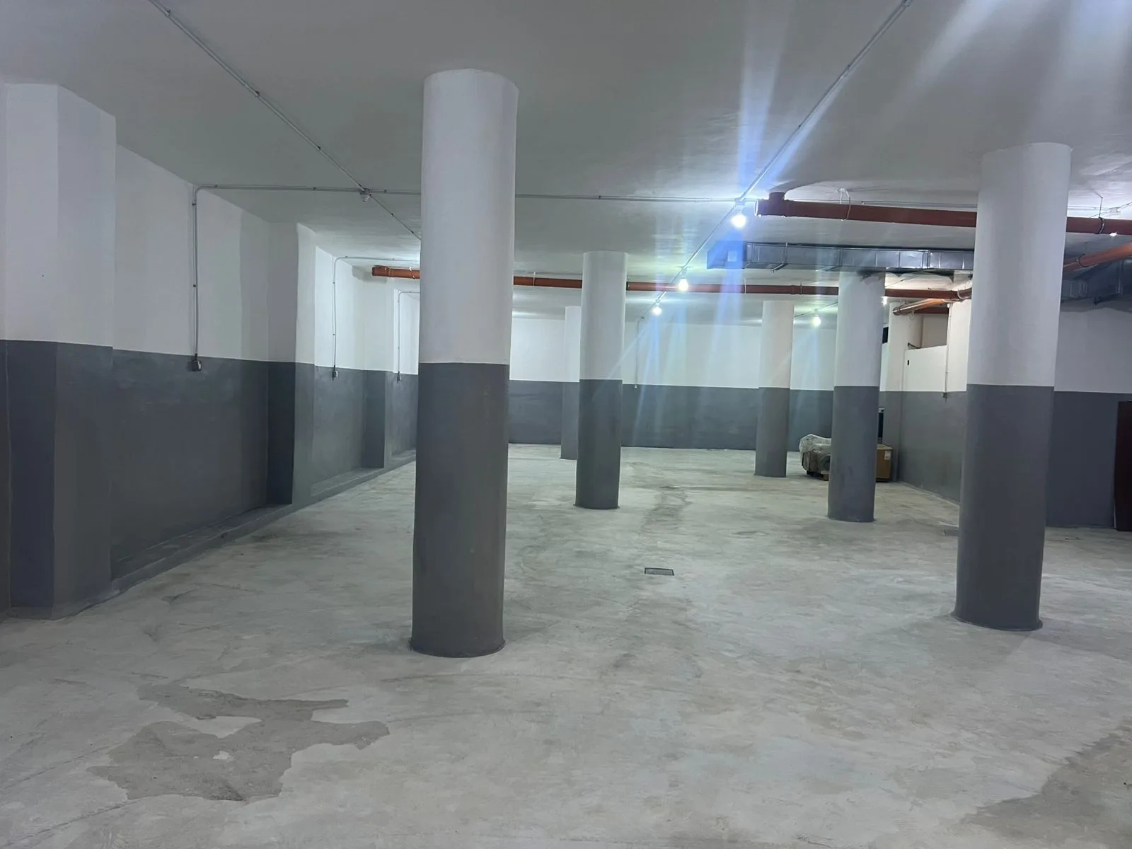 Warehouse for Sale in Ain el remmeneh — الصورة 3
