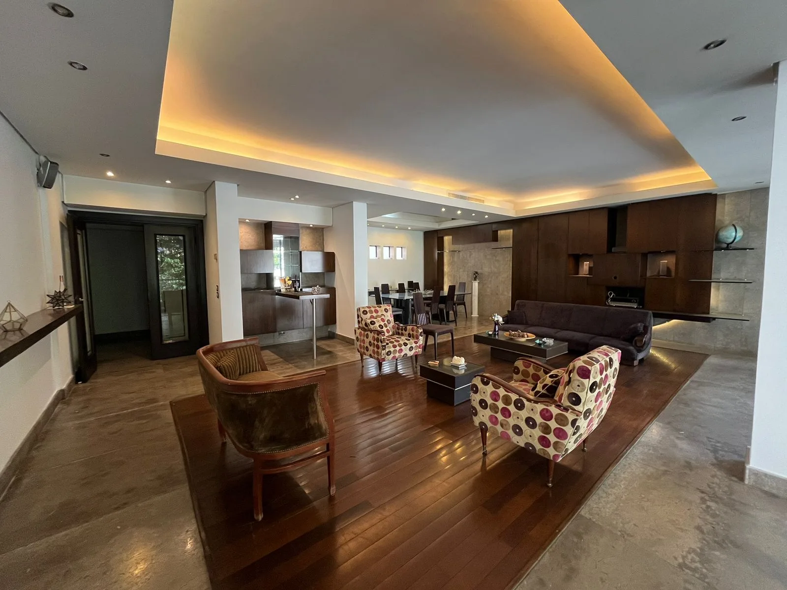 Apartment for Sale in Hamra, Beirut, Lebanon