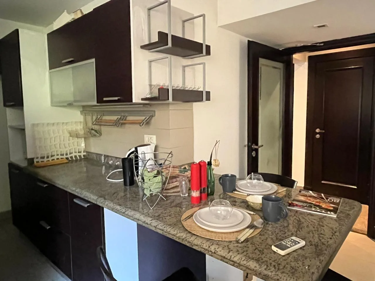 Apartment for Sale in Hamra, Beirut, Lebanon — الصورة 10