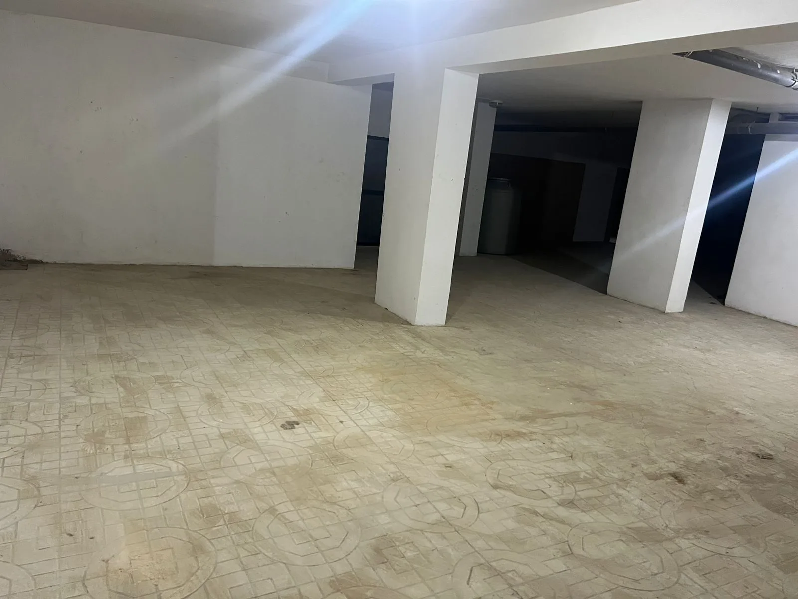 Warehouse for sale in Boutchay — الصورة 2
