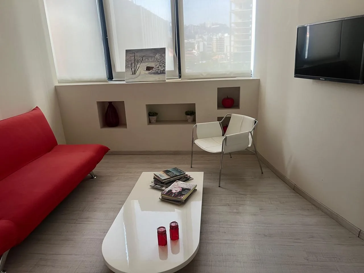 Clinic for rent in Antelias — الصورة 4