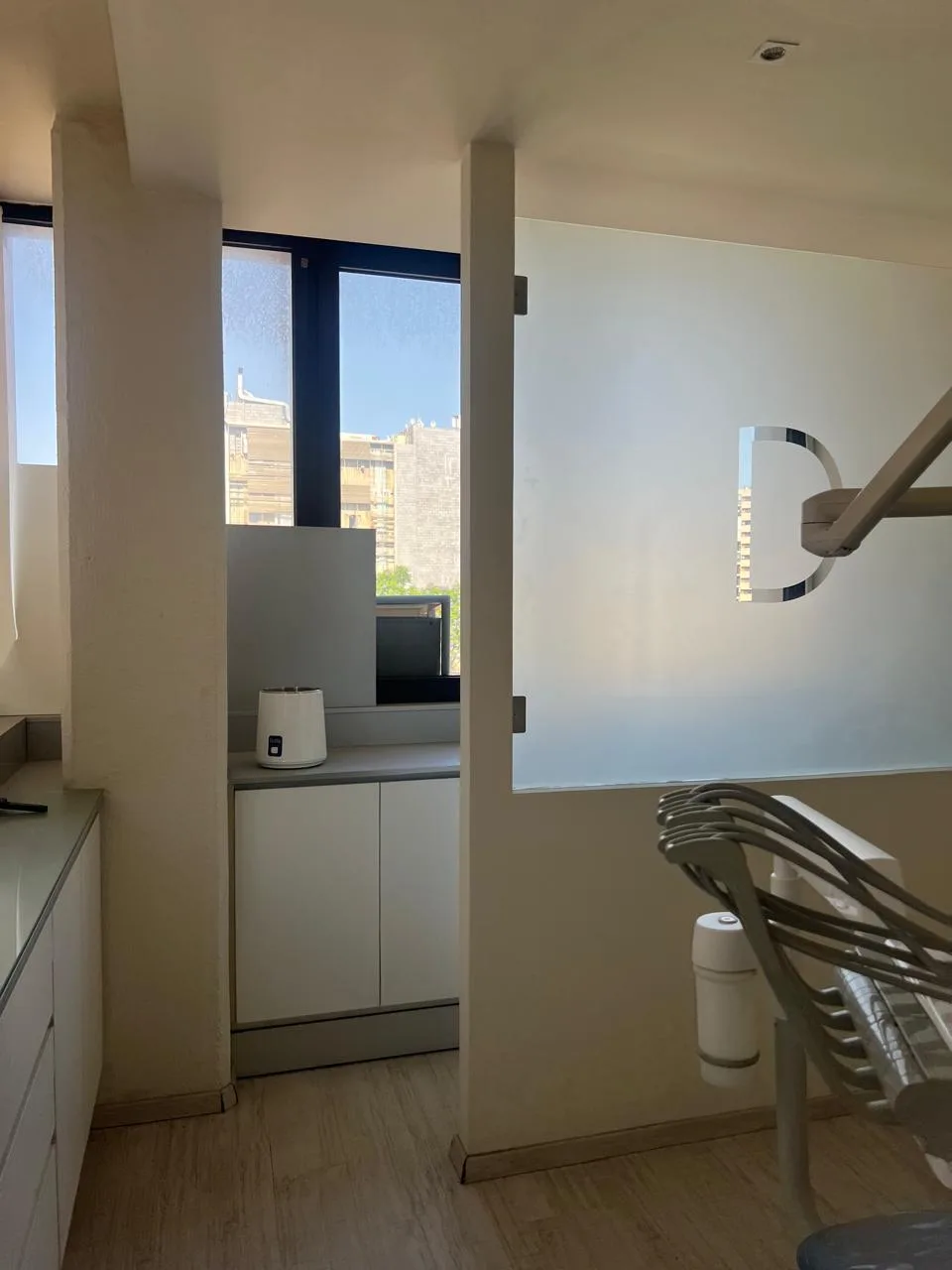 Clinic for rent in Antelias — الصورة 6
