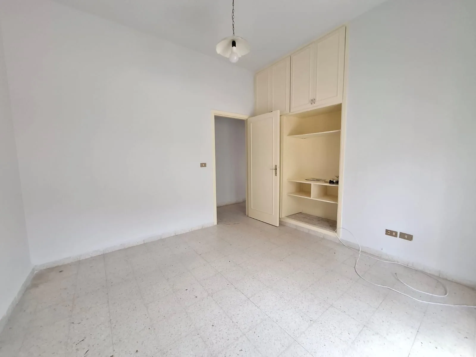 Apartment for Sale in Sahel Aalma, Lebanon — الصورة 10