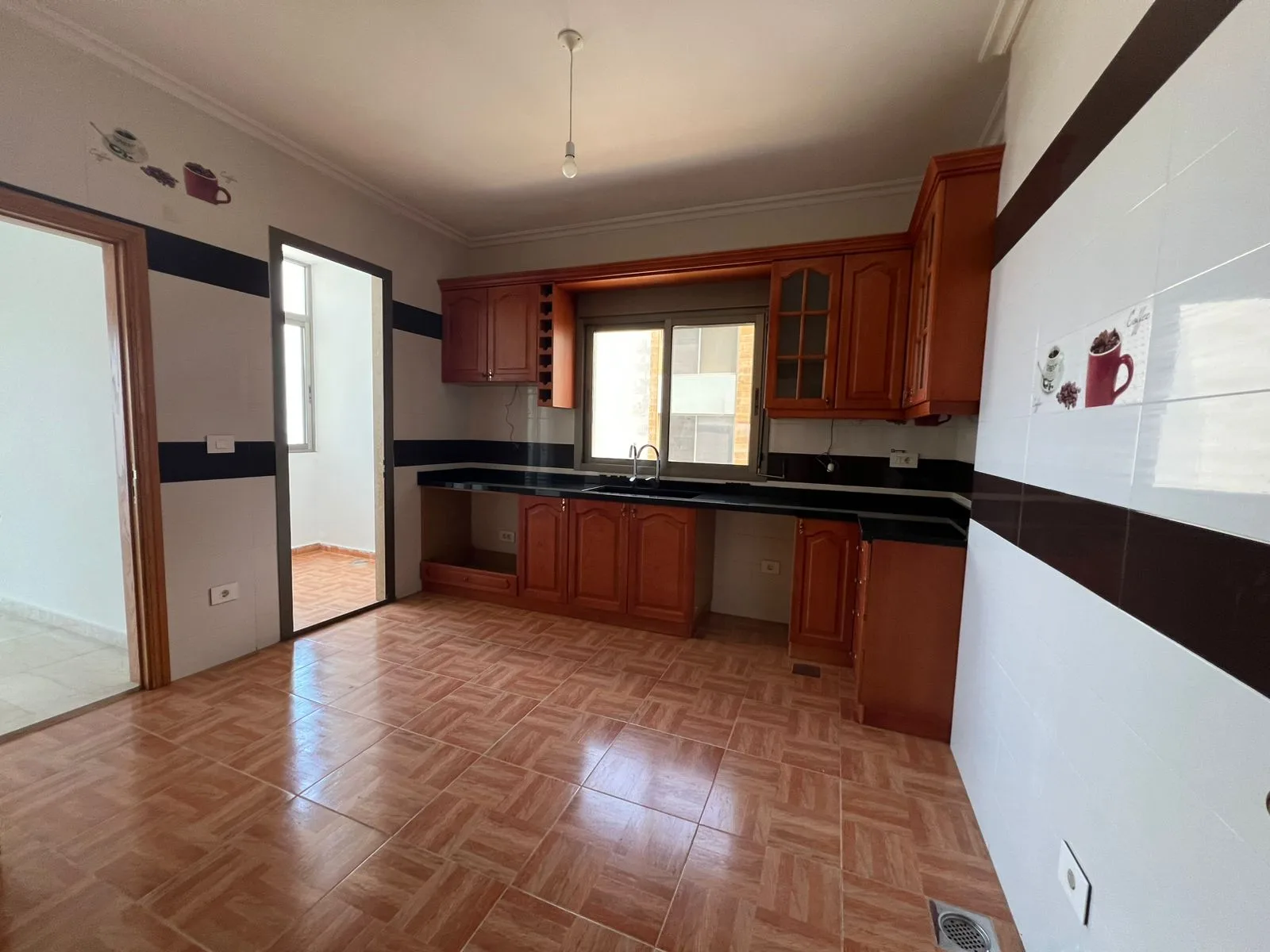 Apartment for Sale in Kfar Hbab, Lebanon — الصورة 3