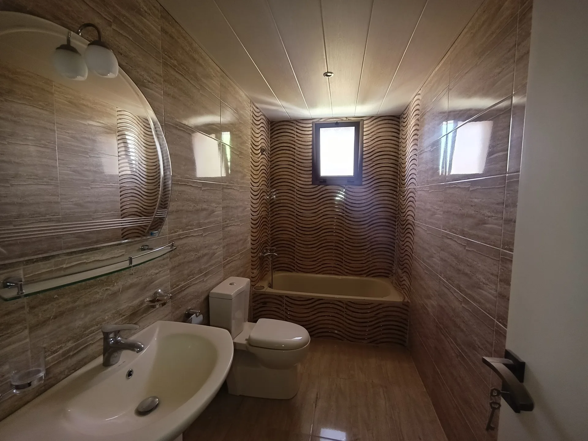 Apartment for Sale in Daoura, Lebanon — الصورة 7