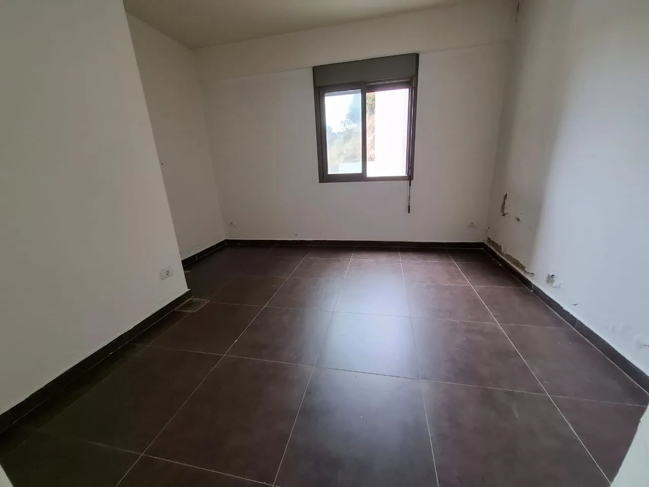 Office for rent in Haret Sakher — الصورة 7