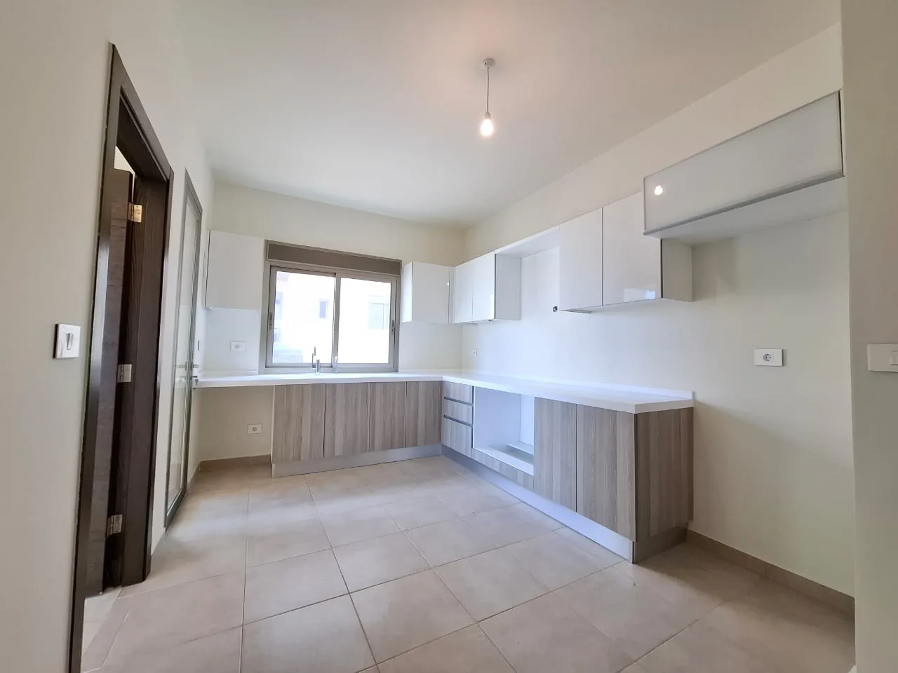 Apartment for Sale in Sahel Aalma — الصورة 4