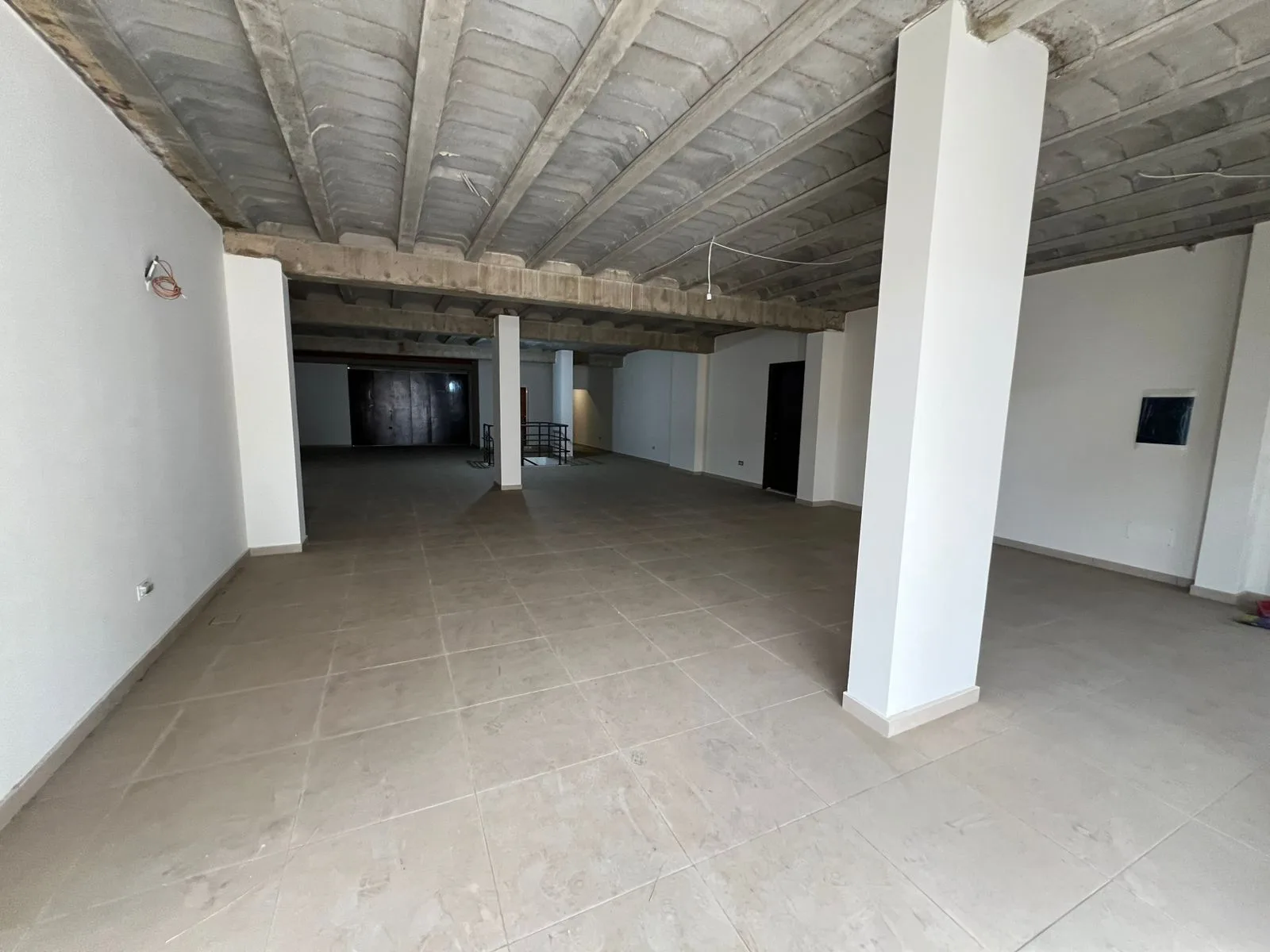 Shop for rent in Adma w Dafnah