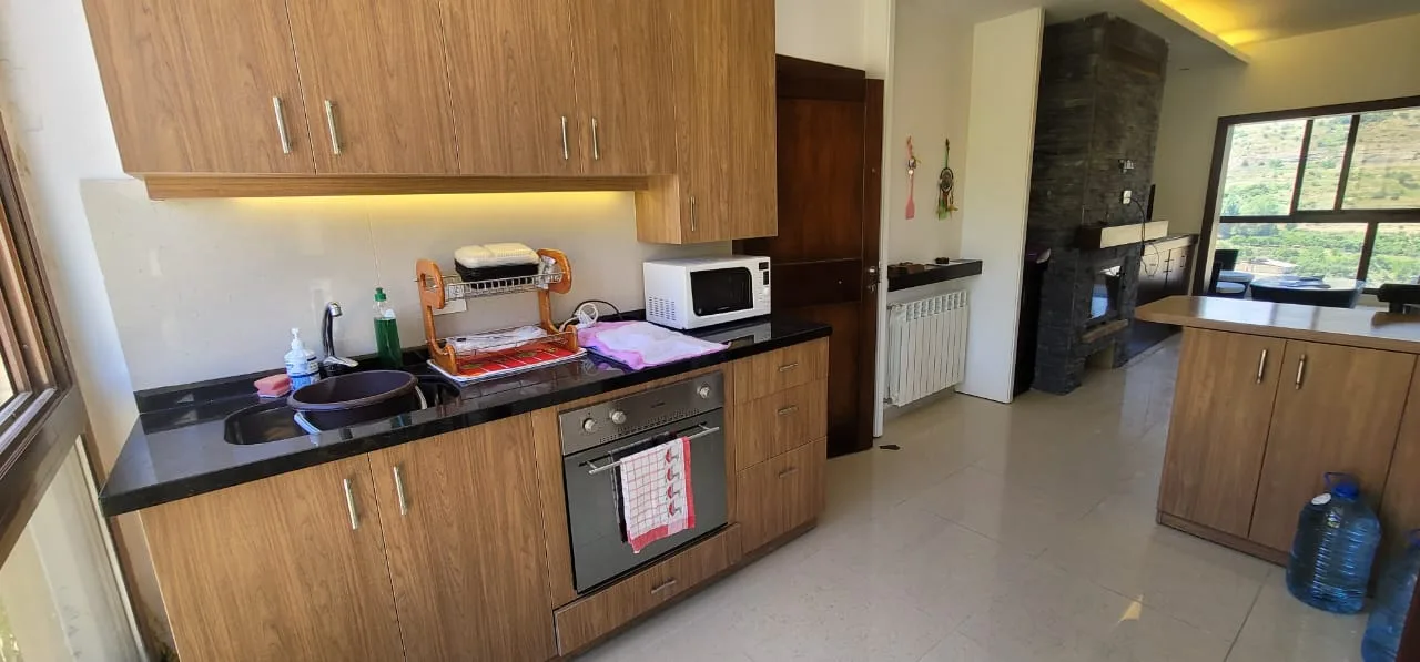Duplex for Rent in Faraiya, Lebanon — الصورة 9