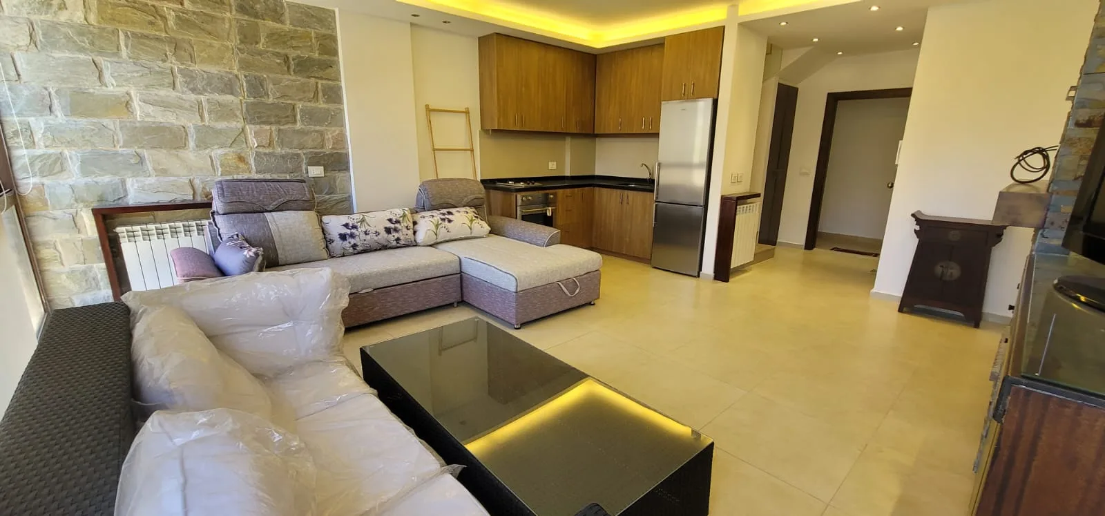 Chalet for rent in Faraiya — الصورة 2