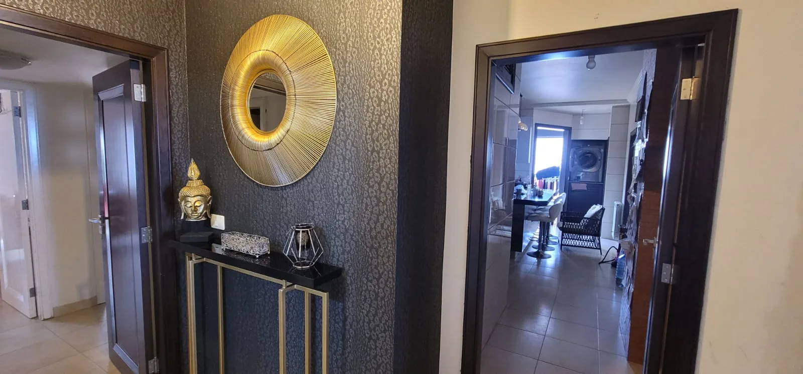 Apartment for Sale in Ballouneh, Lebanon — الصورة 8