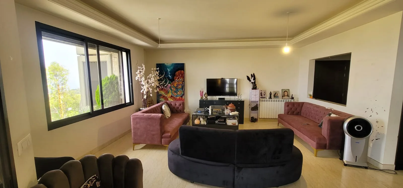 Apartment for Sale in Ballouneh, Lebanon — الصورة 3