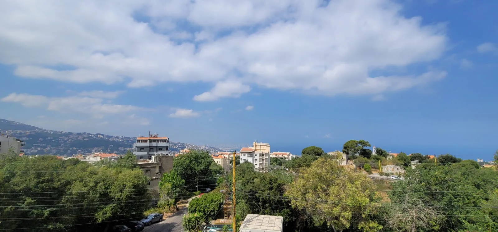 Apartment for Sale in Ballouneh, Lebanon — الصورة 5