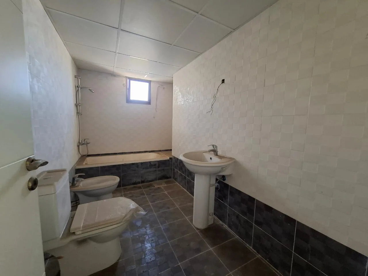 Apartment for Sale in Zouk Mikael — الصورة 9