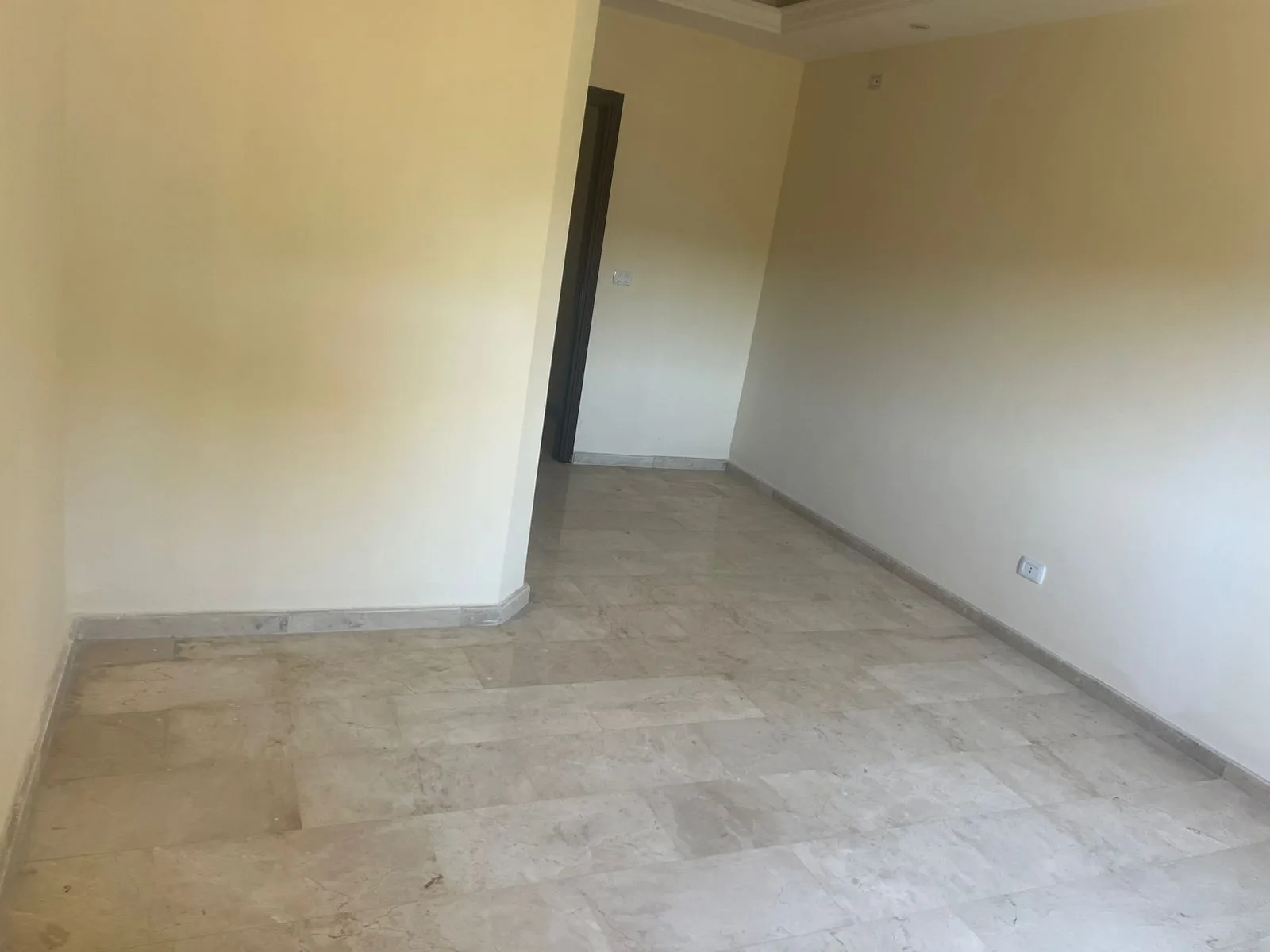 Apartment for Sale in Aley, Lebanon — الصورة 2