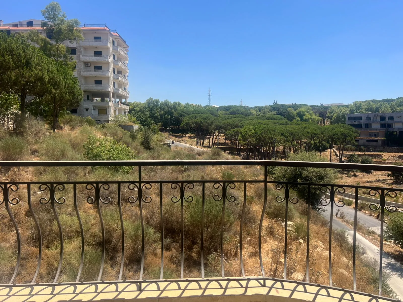 Apartment for Sale in Aley, Lebanon — الصورة 6