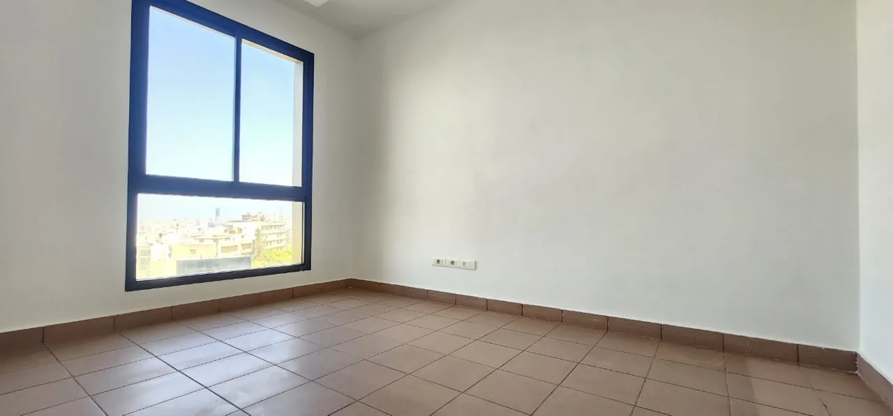 Office for rent in Hazmieh