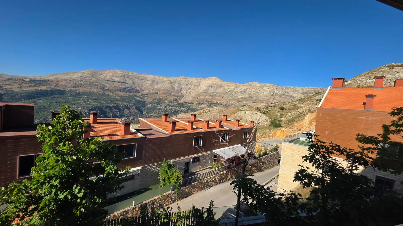Chalet for sale in Zaarour — الصورة 7