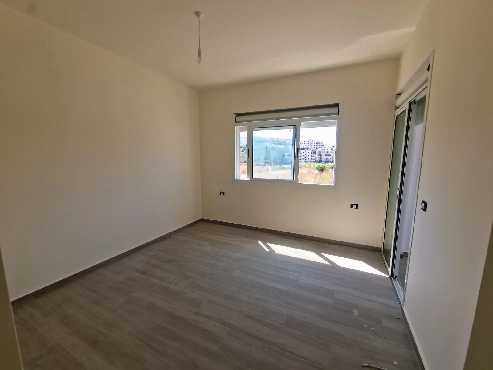 Apartment for Sale in Batroun, Lebanon — الصورة 3