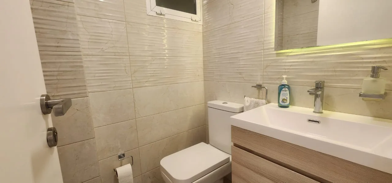 Apartment for Rent in Baabda, Brazilia, Lebanon — الصورة 8